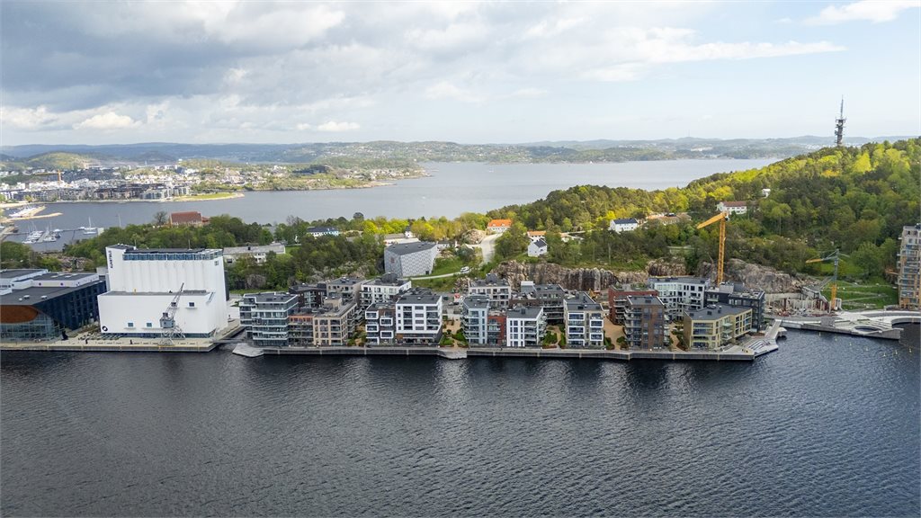 Fasade fra sjøen